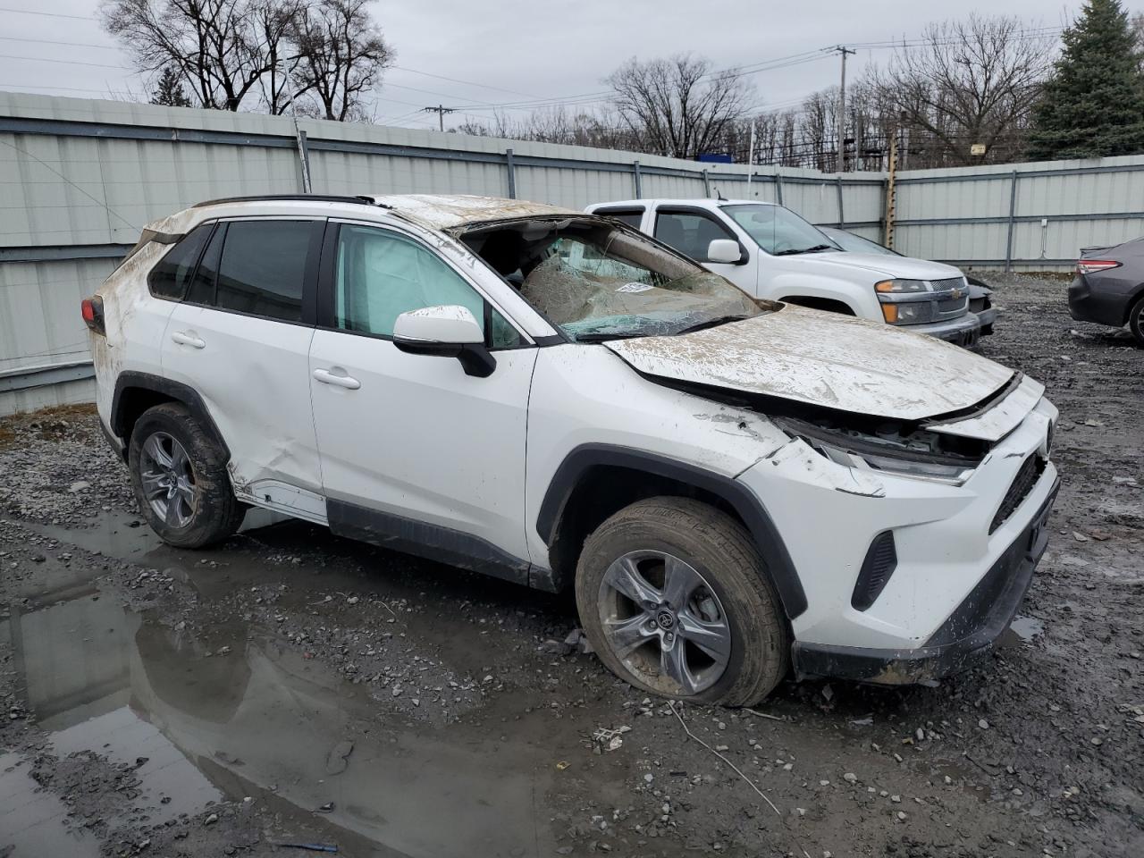 2022 TOYOTA RAV4 XLE VIN:2T3P1RFV4NW279247