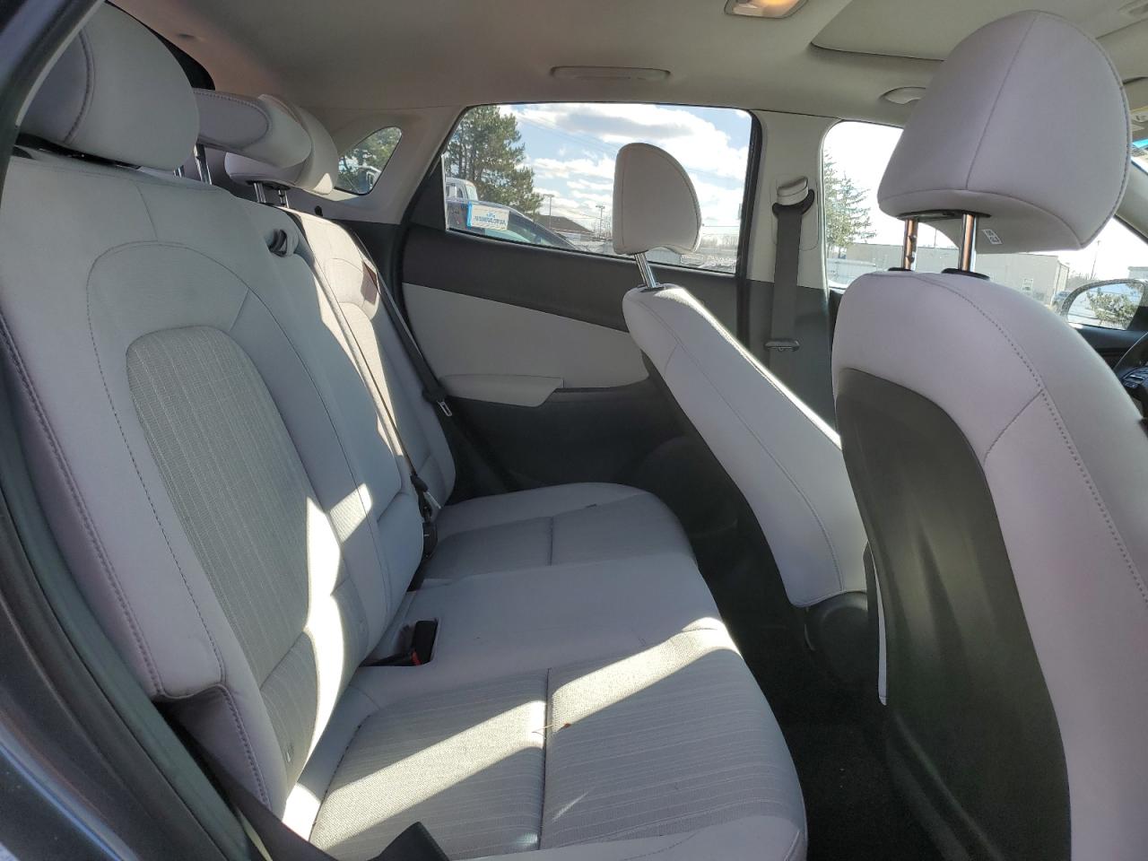 2022 HYUNDAI KONA SEL VIN:KM8K3CAB4NU808204