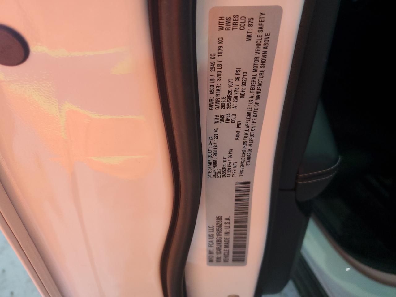 2024 JEEP GRAND CHEROKEE L LIMITED VIN:1C4RJKBG1R8562885