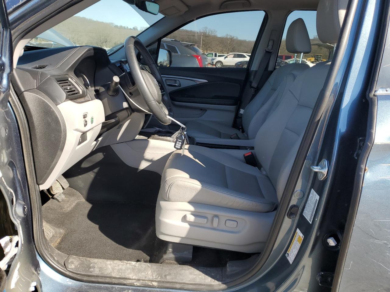 2022 HONDA PILOT SE VIN:5FNYF6H24NB028628