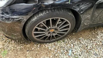 2015 Porsche Panamera VIN: