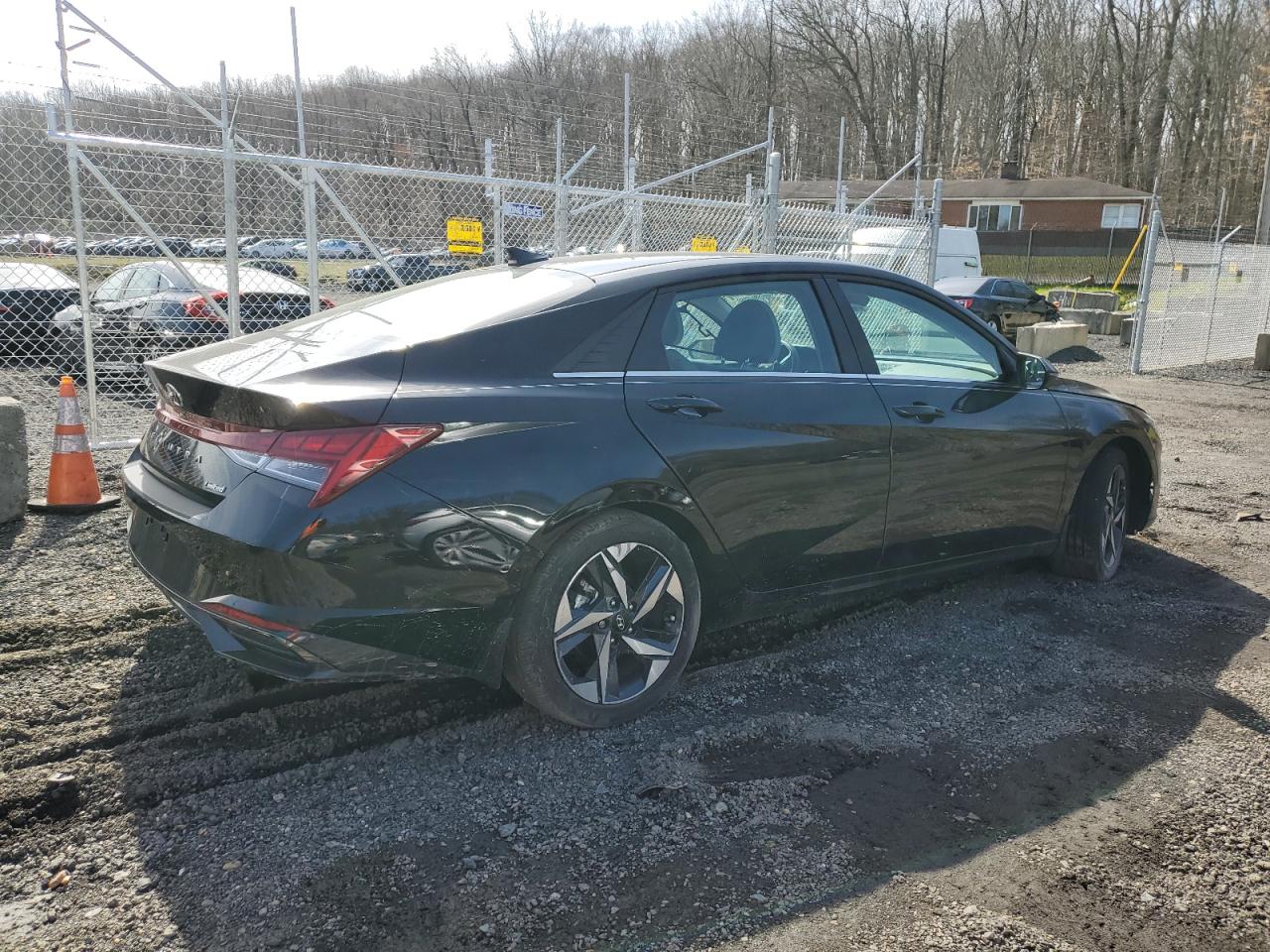 2022 HYUNDAI ELANTRA LIMITED VIN:KMHLP4AG8NU296702