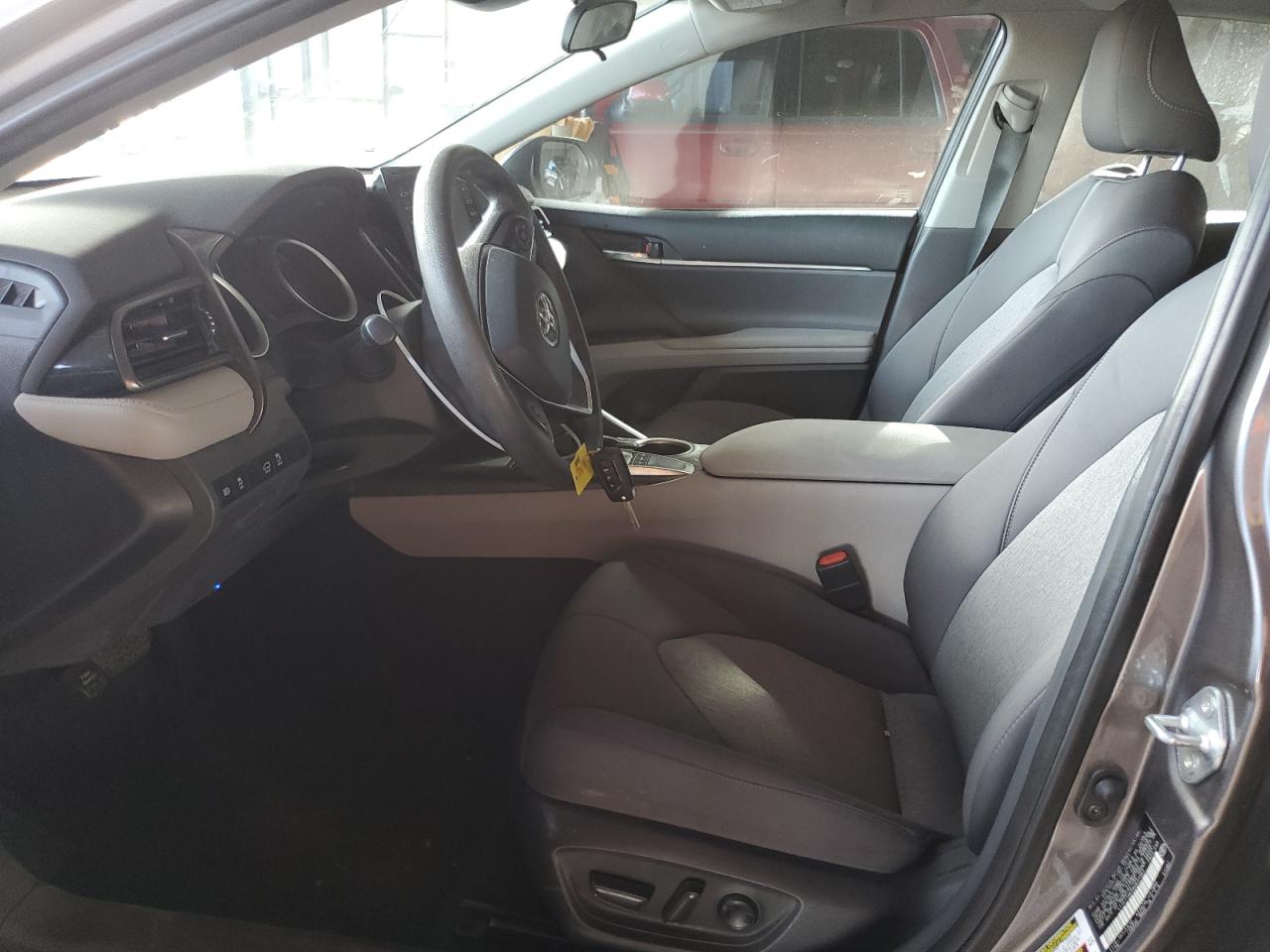 2022 TOYOTA CAMRY LE VIN:4T1C11AK0NU637563