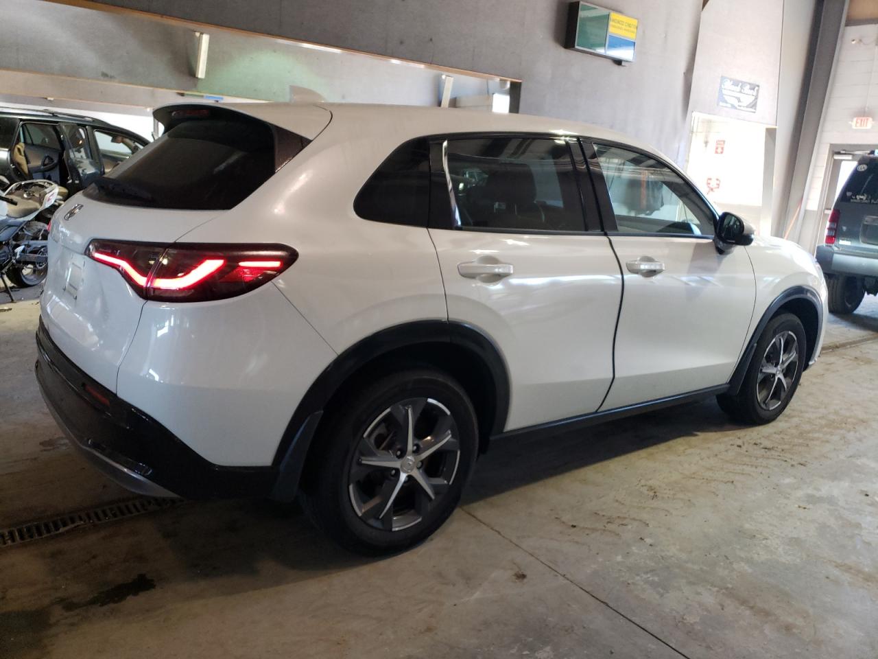 2023 HONDA HR-V EXL VIN:3CZRZ2H7XPM718084