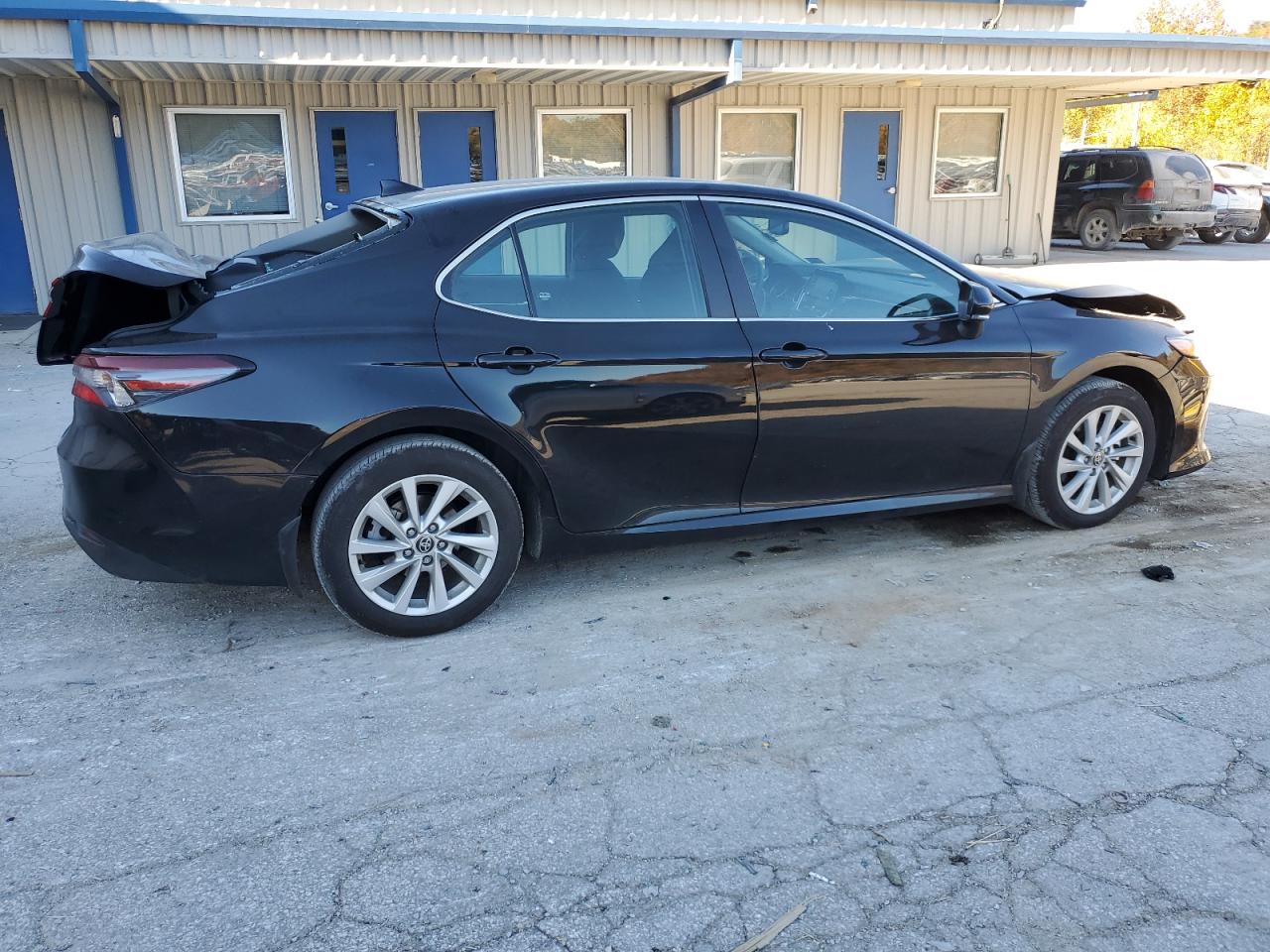 2024 TOYOTA CAMRY LE VIN:4T1R11AK4RU877196
