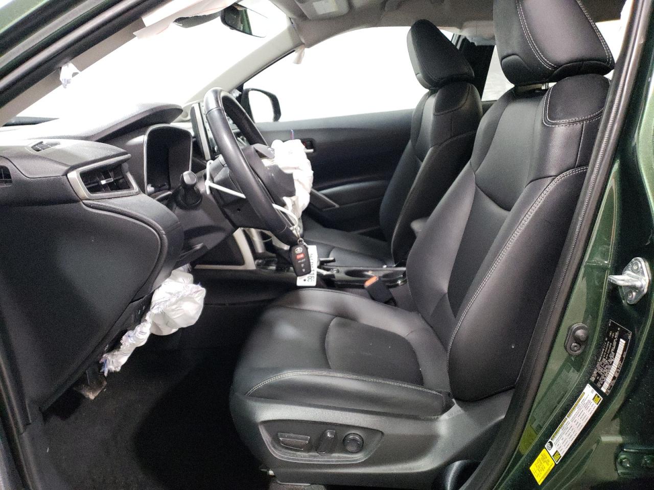 2022 TOYOTA COROLLA CROSS XLE VIN:7MUDAABG7NV023994