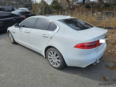 2016 Jaguar XE SAJAB4BN8GA932368 VIN:SAJAB4BN8GA932368