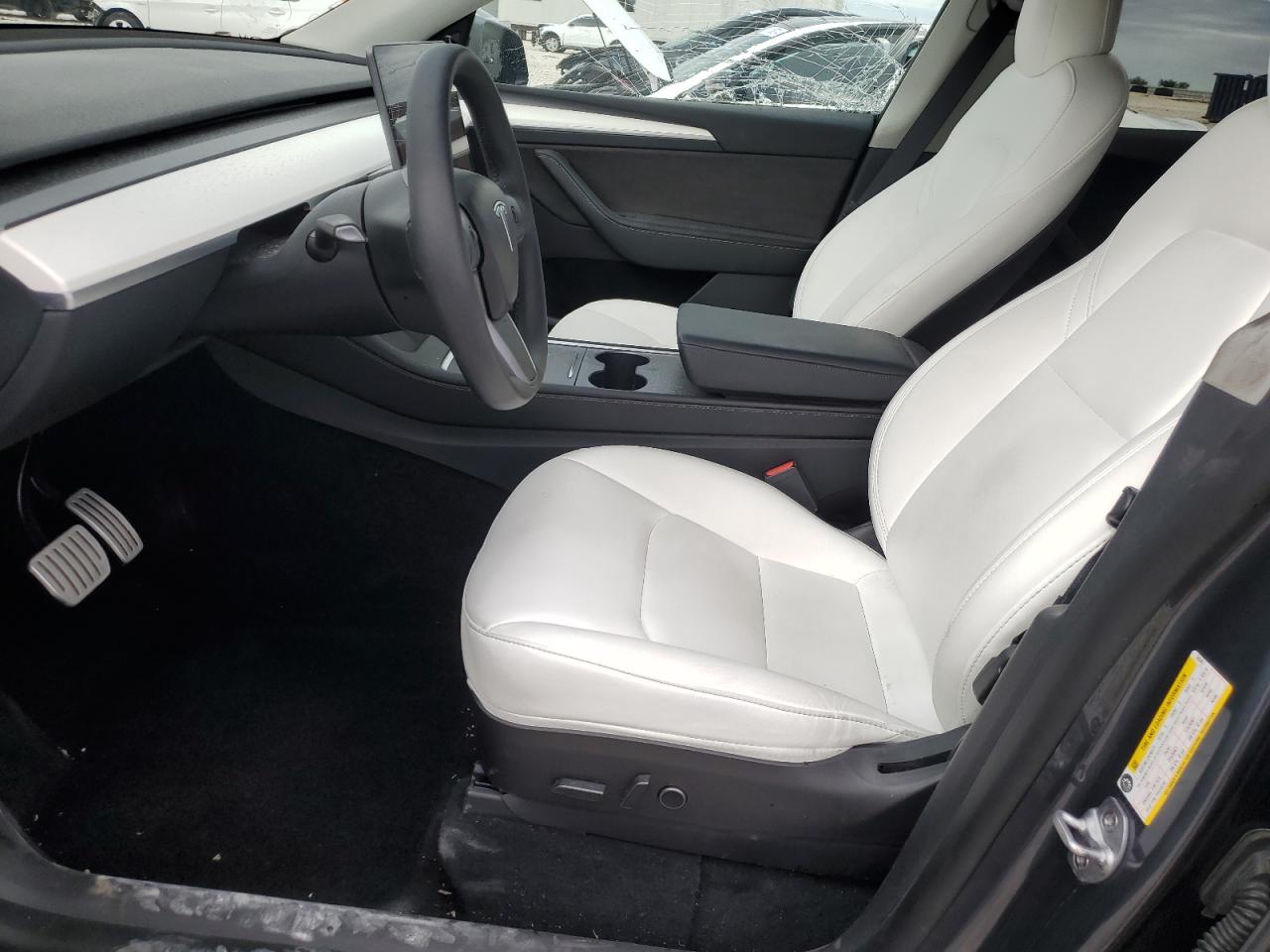 2022 TESLA MODEL Y  VIN:7SAYGDEF5NF565567