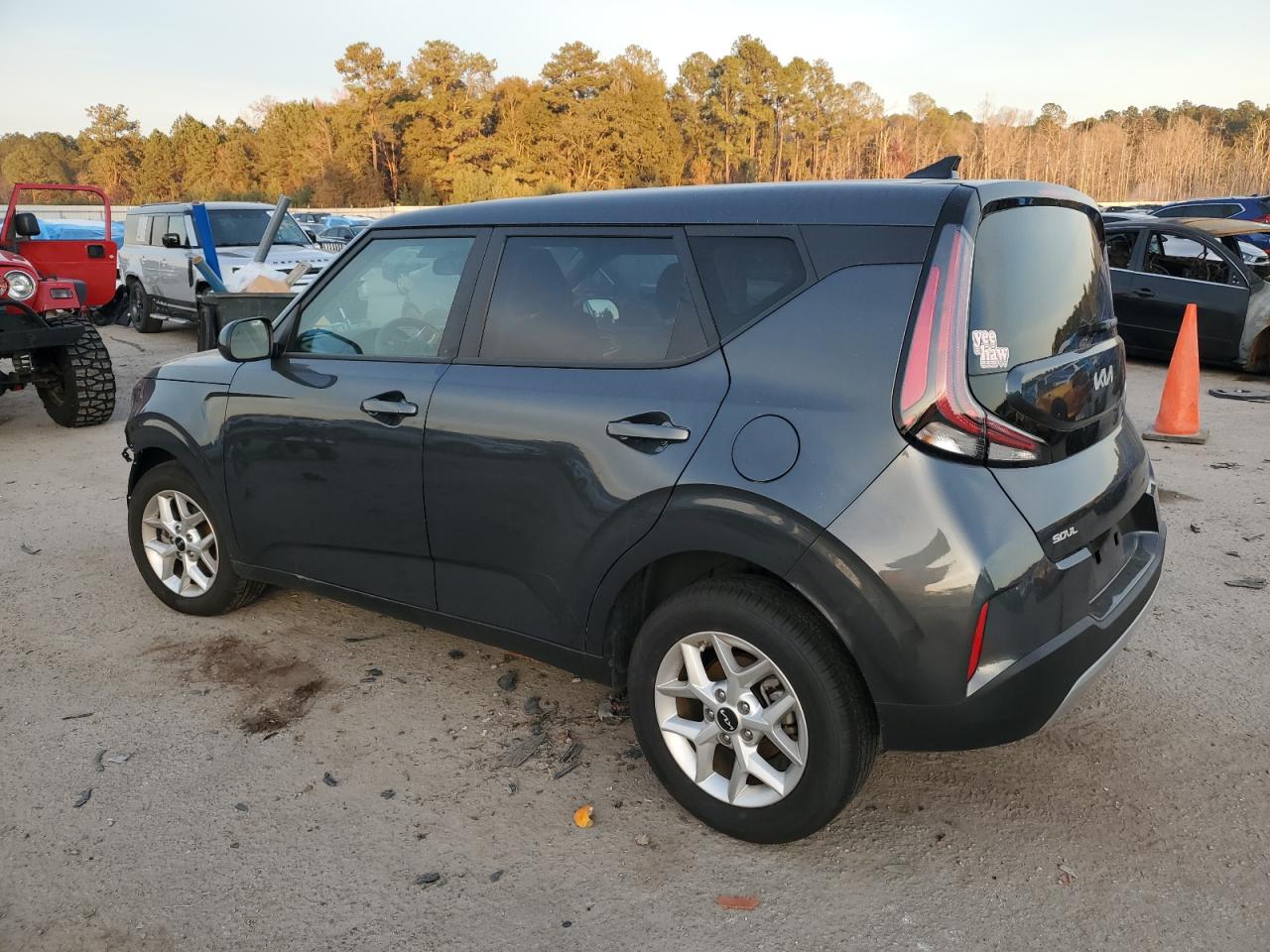 2024 KIA SOUL LX VIN:KNDJ23AU4R7915438