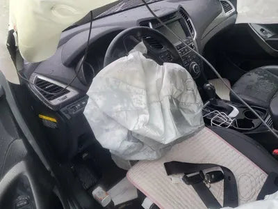 2016 Hyundai Santa FE KMHSW81UBHU717153 VIN:KMHSW81UBHU717153