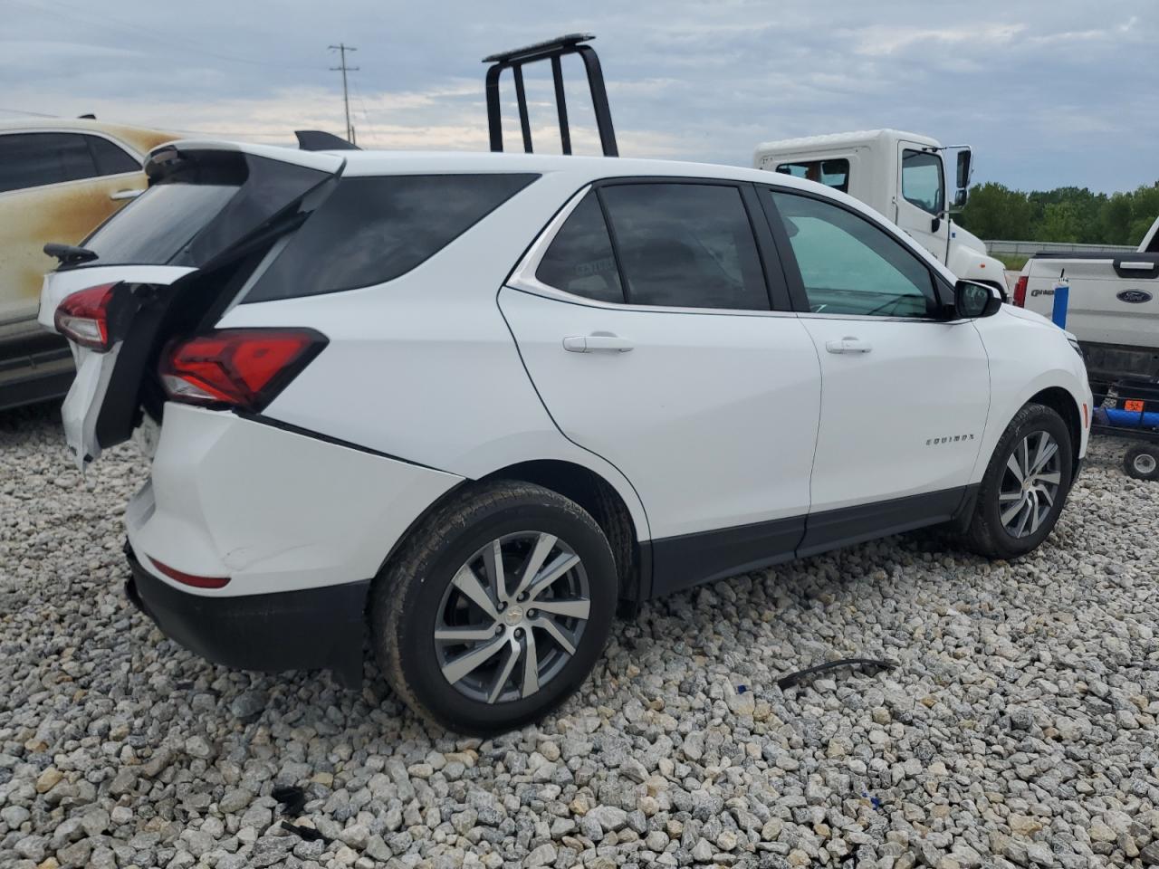 2023 CHEVROLET EQUINOX LT VIN:3GNAXUEG3PL113779