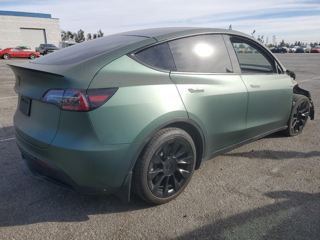 2022 TESLA MODEL Y  VIN:7SAYGDEE3NF351619
