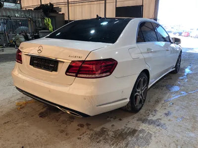 2016 2016 mercedes benz e class w212 WDDHF9HB3GB275846 VIN:WDDHF9HB3GB275846