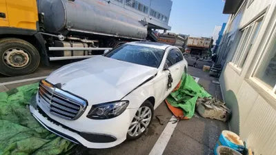 2019 Mercedes-Benz E 220 WDDZF0FB7KA532623 VIN:WDDZF0FB7KA532623