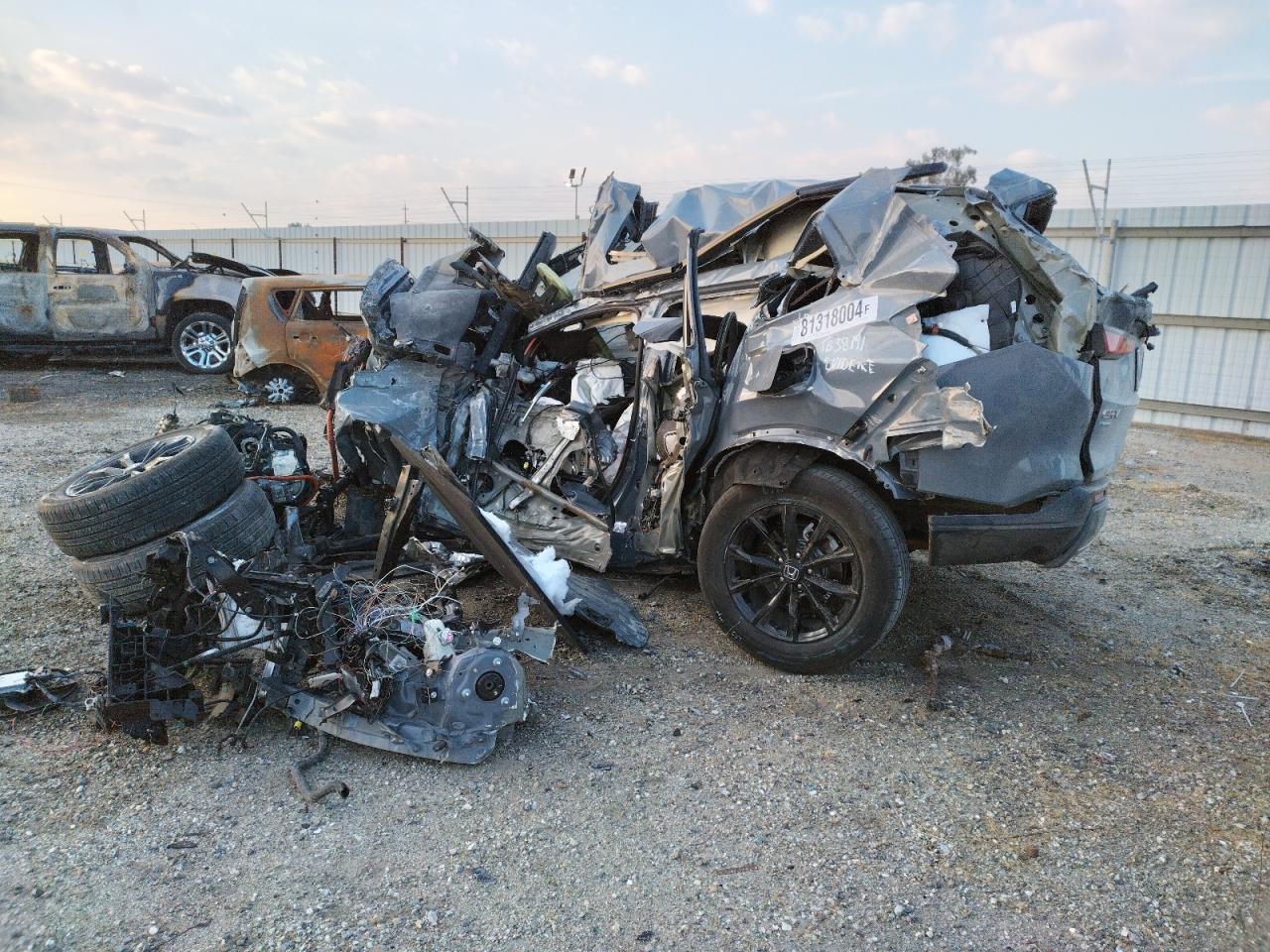 2024 HONDA CR-V SPORT-L VIN:7FARS5H80RE022401