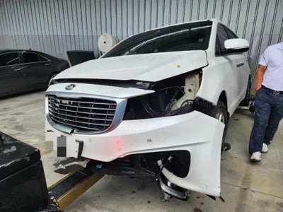 2015 Kia Carnival VIN: