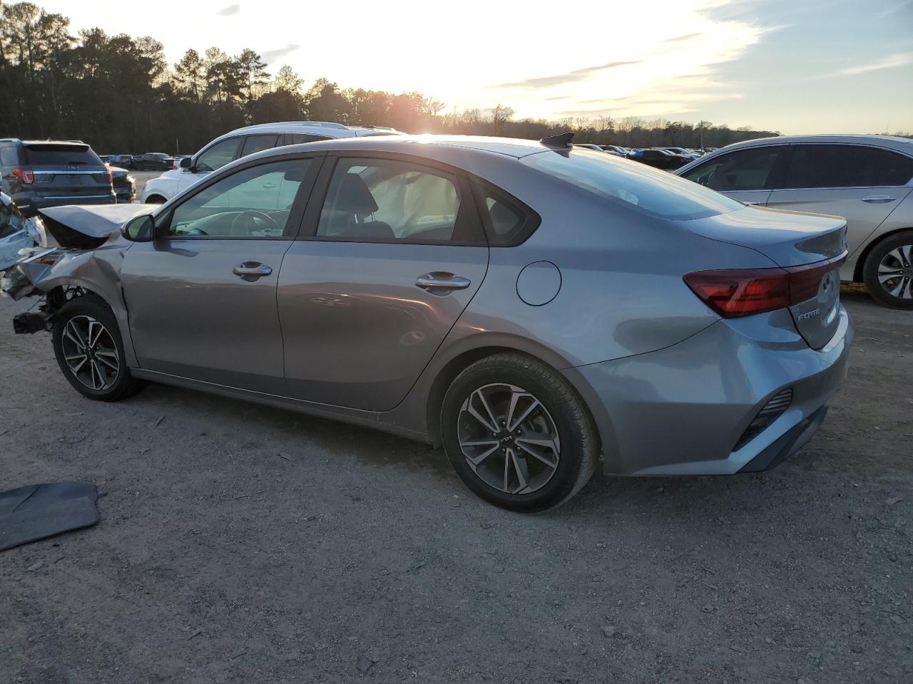 2023 KIA FORTE LX VIN:3KPF24AD8PE553428