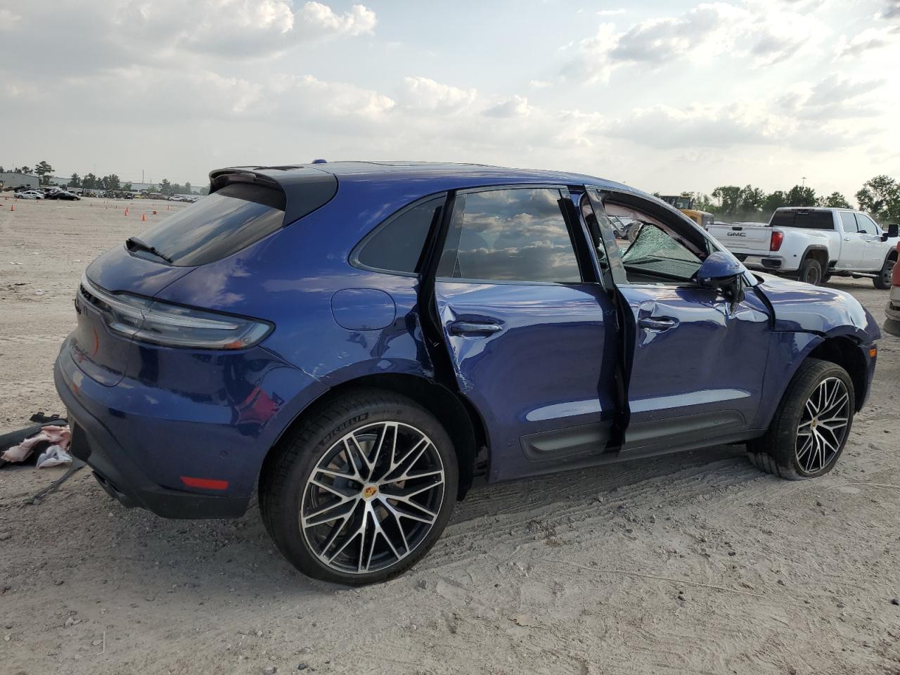 2024 PORSCHE MACAN GTS VIN:WP1AF2A57RLB57124