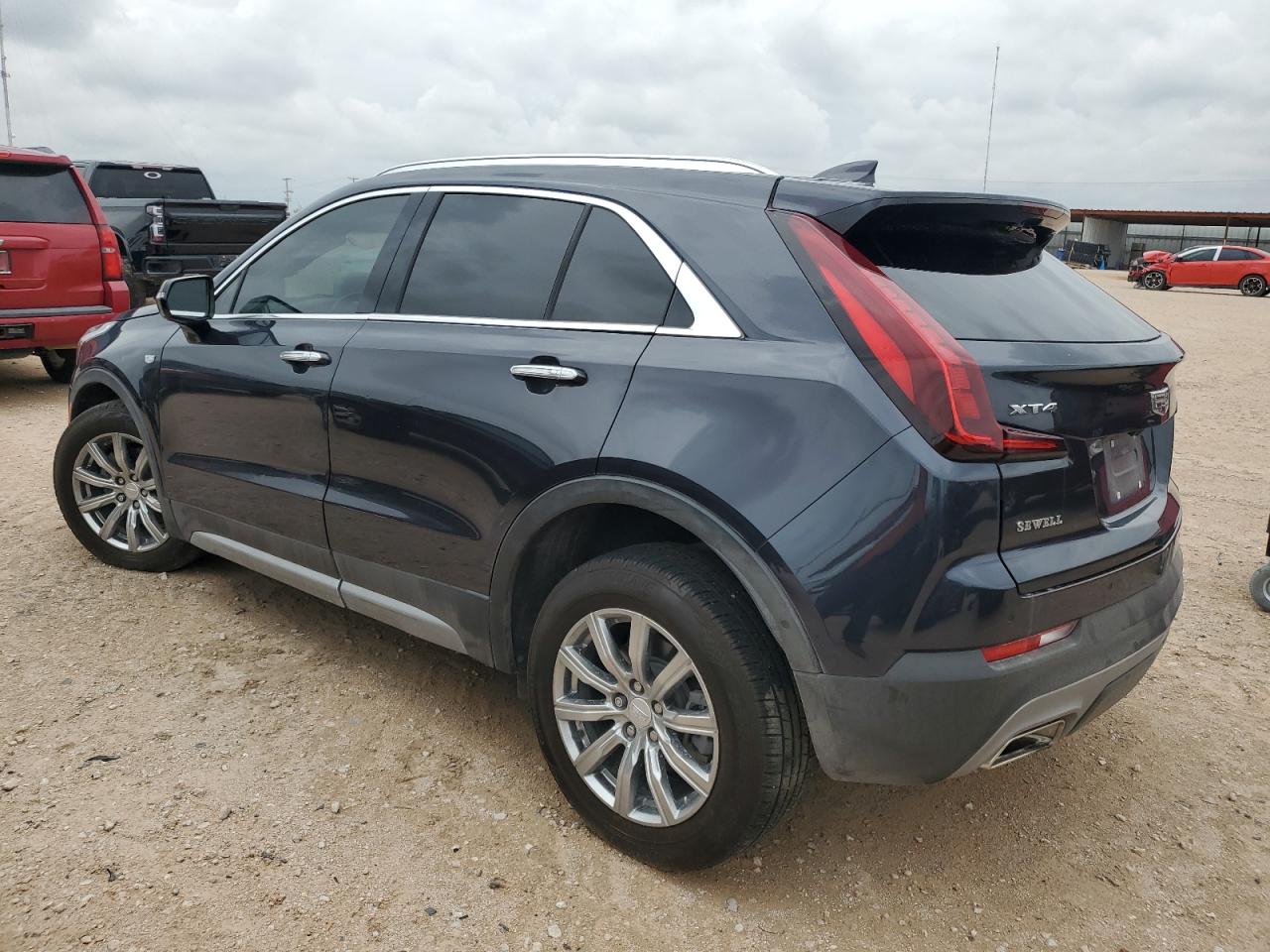 2022 CADILLAC XT4 PREMIUM LUXURY VIN:1GYFZCR43NF124043