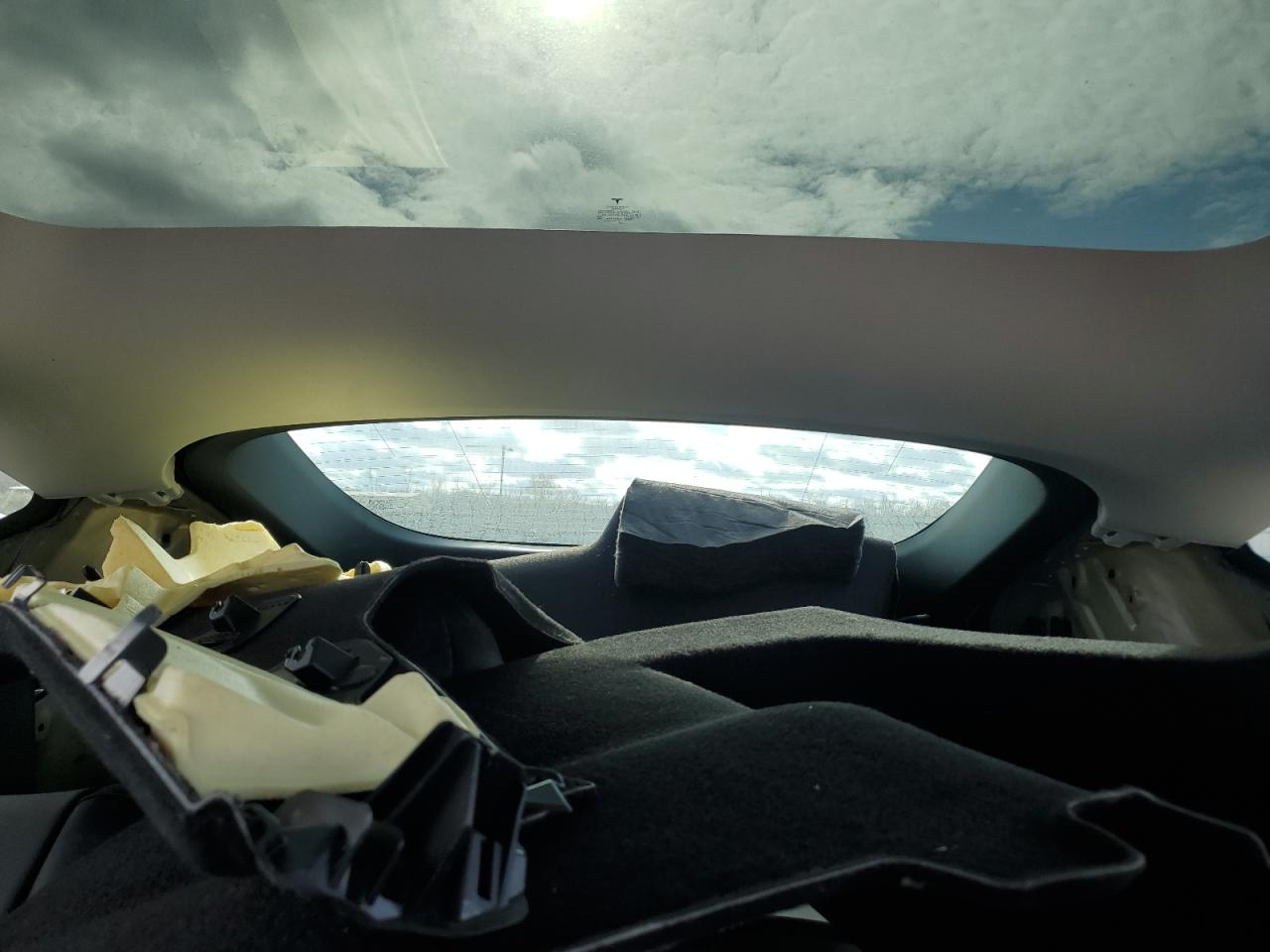 2022 TESLA MODEL Y  VIN:7SAYGDEE9NA007886