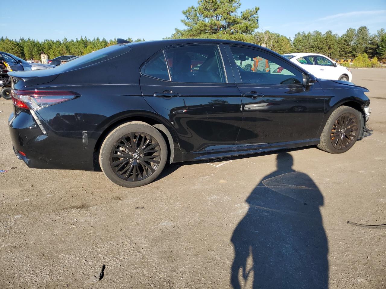 2022 TOYOTA CAMRY SE VIN:4T1T11AK0NU067371