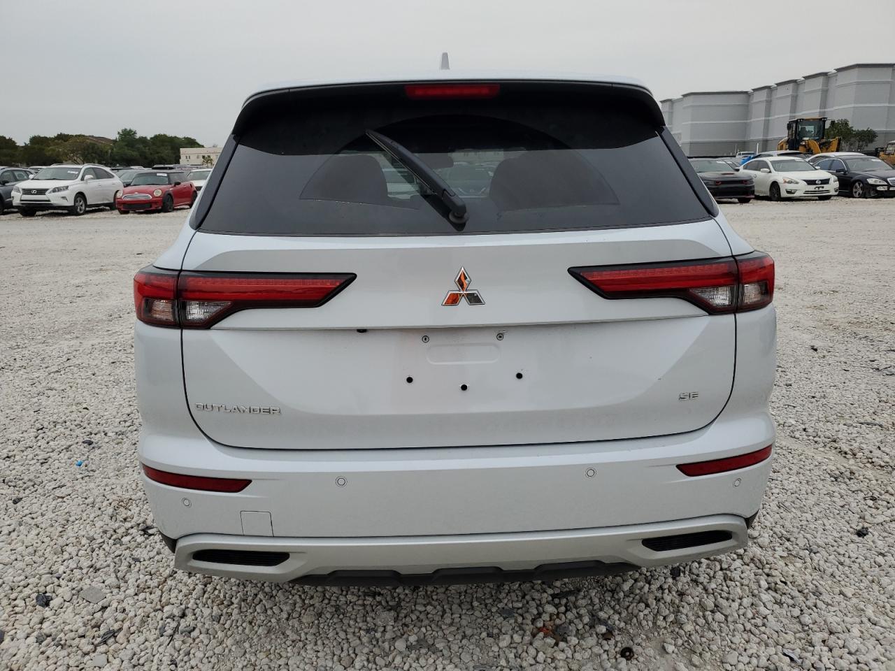 2024 MITSUBISHI OUTLANDER SE VIN:JA4J3VA84RZ015908