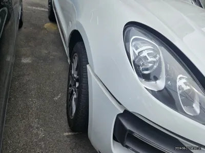 2016 Porsche Macan VIN: