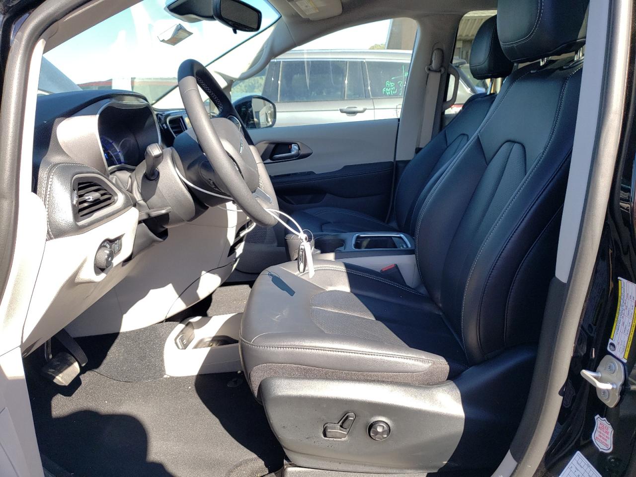 2024 CHRYSLER PACIFICA HYBRID SELECT VIN:2C4RC1S73RR130842