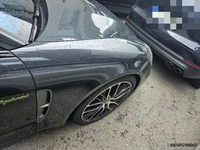 2023 Porsche Panamera VIN:
