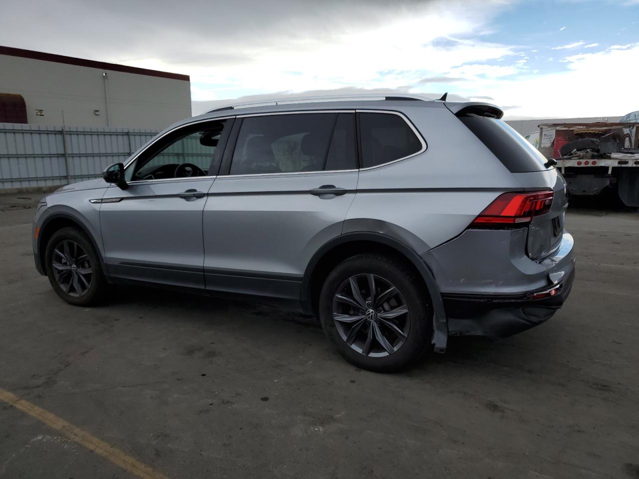 2022 VOLKSWAGEN TIGUAN SE VIN:3VV3B7AX6NM145738