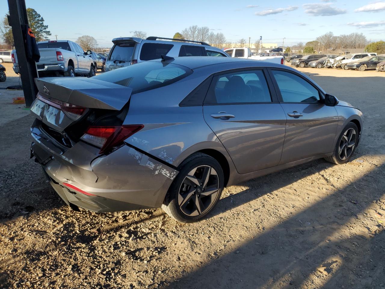 2023 HYUNDAI ELANTRA SEL VIN:KMHLS4AG4PU569300