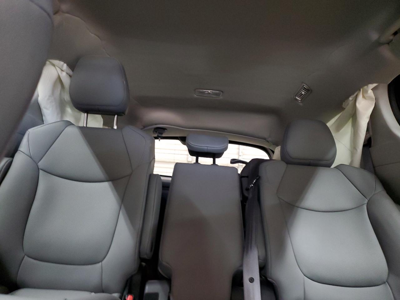 2022 TOYOTA SIENNA XLE VIN:5TDYRKEC3NS079224