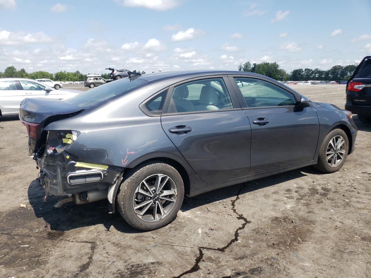 2023 KIA FORTE LX VIN:3KPF24AD4PE689670