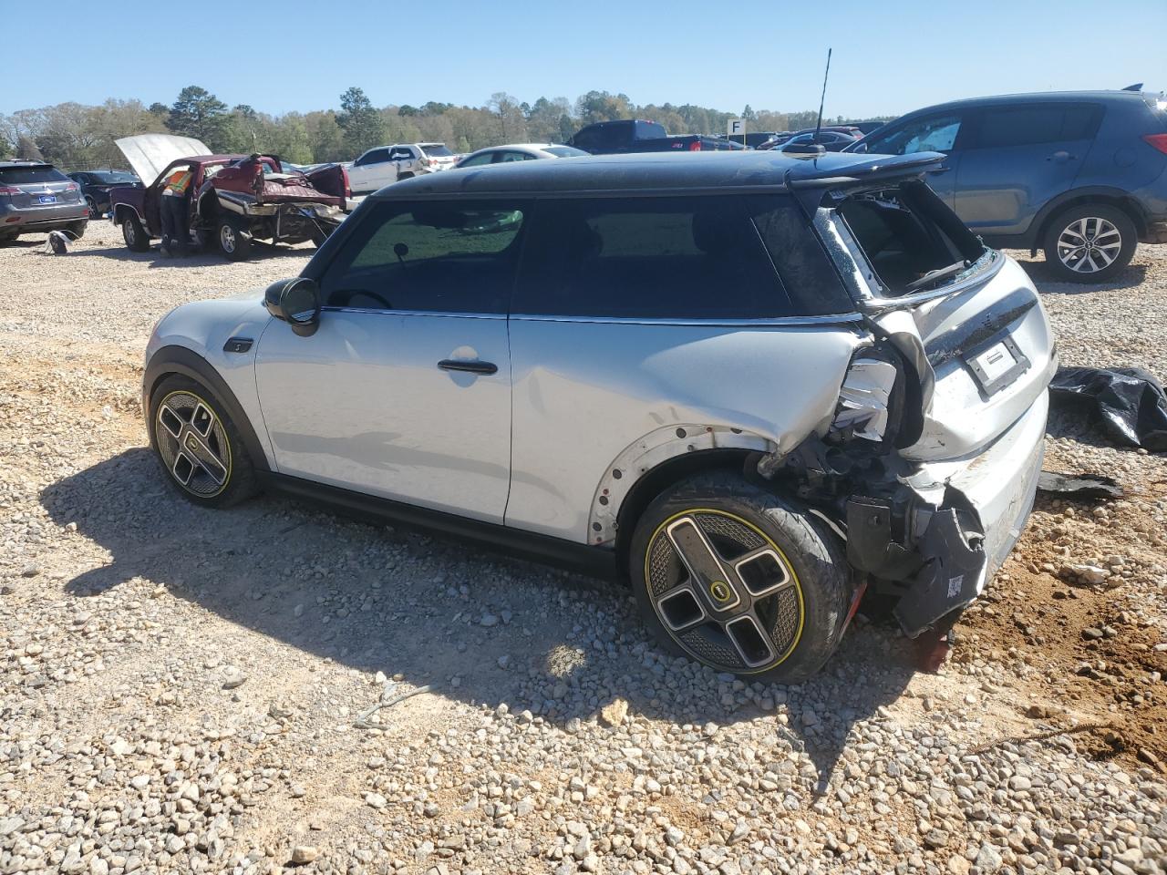 2023 MINI COOPER SE VIN:WMW13DJ06P2S79659