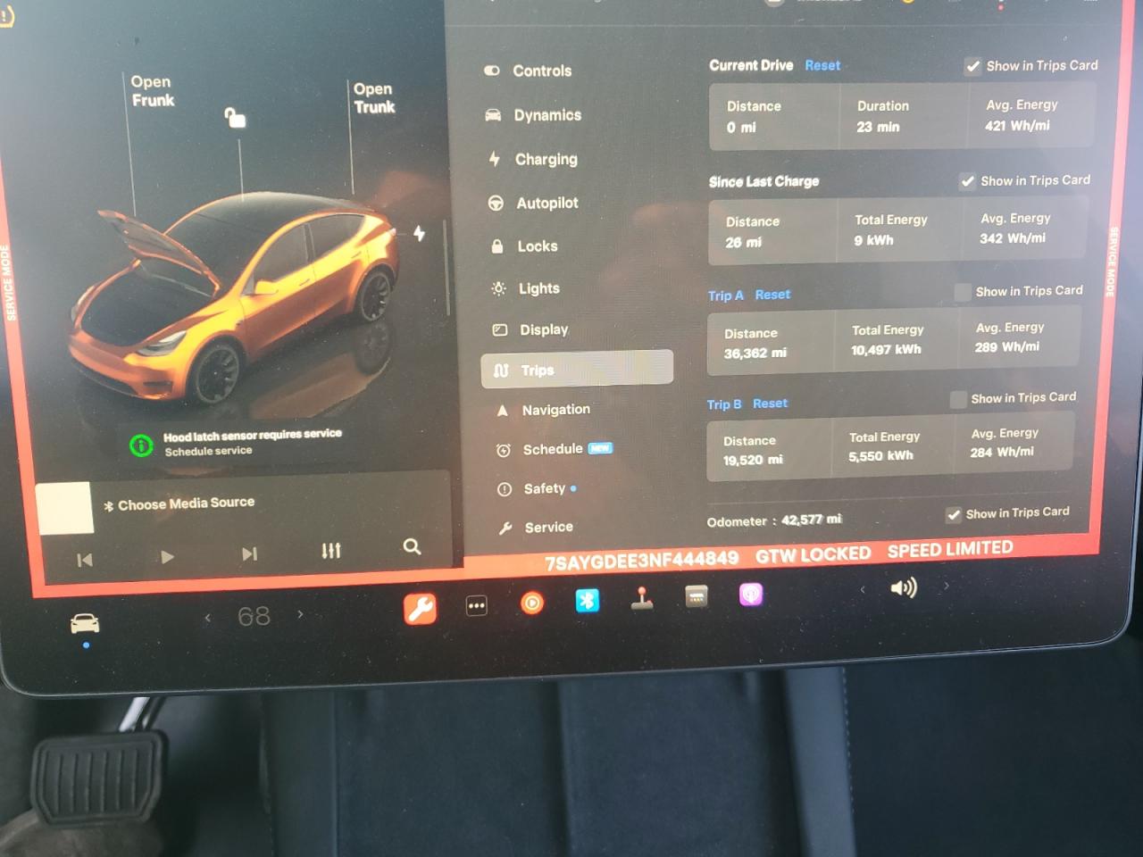 2022 TESLA MODEL Y  VIN:7SAYGDEE3NF444849
