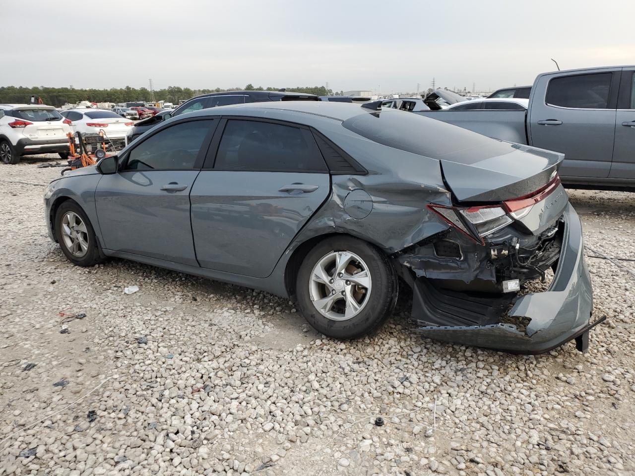 2022 HYUNDAI ELANTRA SE VIN:KMHLL4AG5NU330736