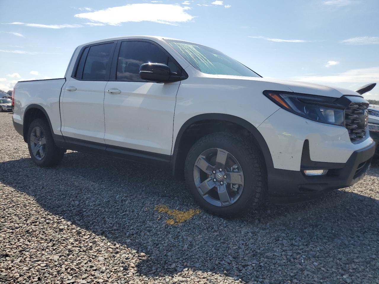 2024 HONDA RIDGELINE TRAIL SPORT VIN:5FPYK3F63RB005077