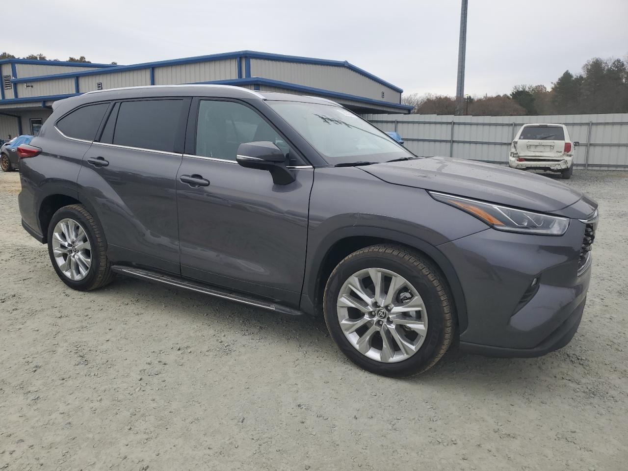 2022 TOYOTA HIGHLANDER LIMITED VIN:5TDYZRAH3NS106108