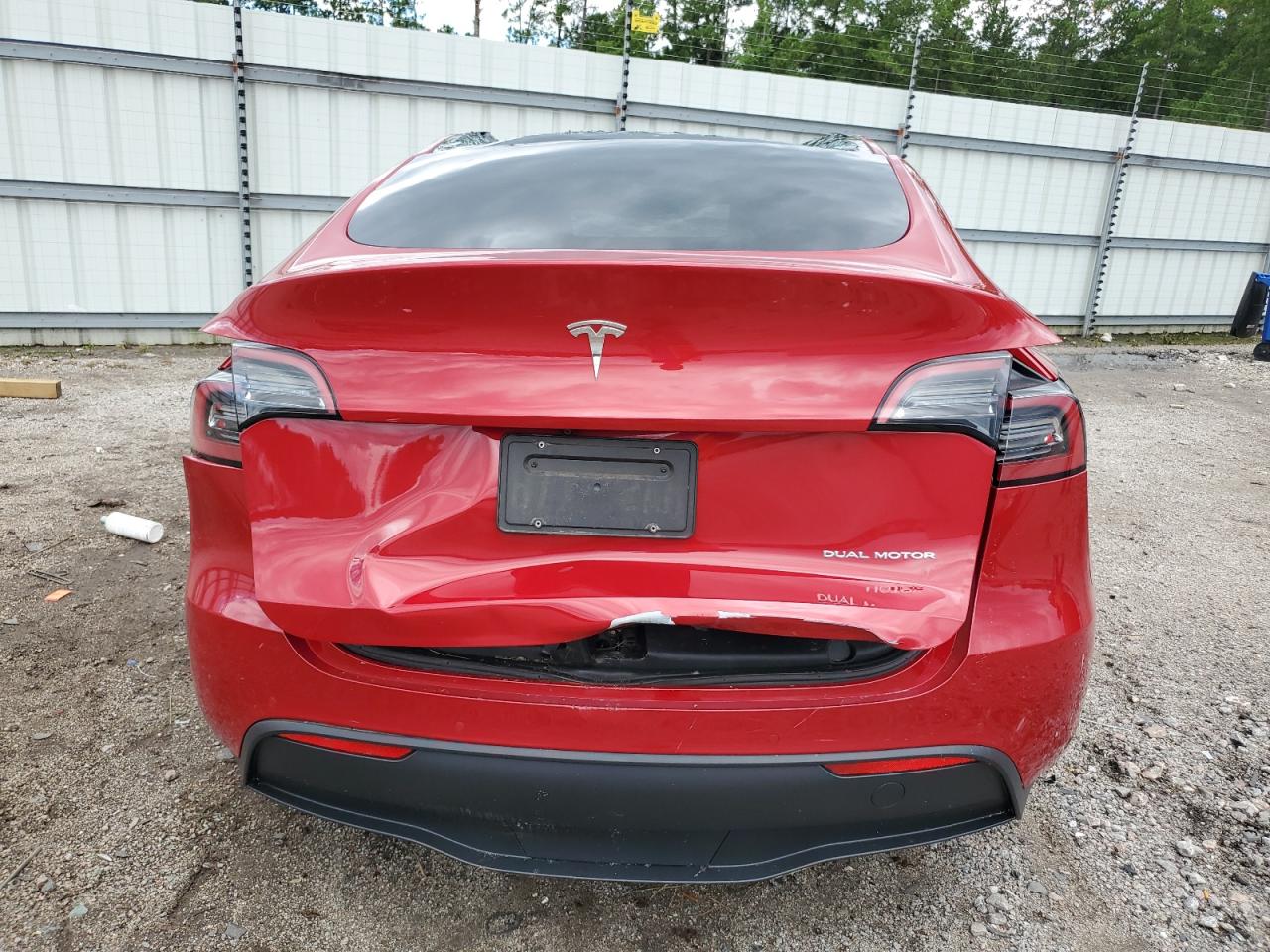 2022 TESLA MODEL Y  VIN:7SAYGAEE1NF412271