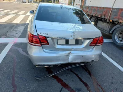 2015 Mercedes-Benz E 220 WDDHF0CBXFB104335 VIN:WDDHF0CBXFB104335