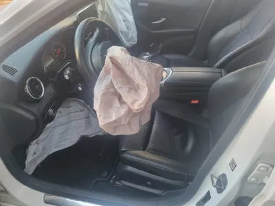 2018 Mercedes-Benz C 200 VIN: