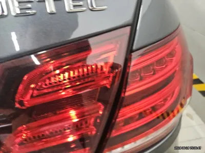 2016 Mercedes-Benz E 220 VIN: