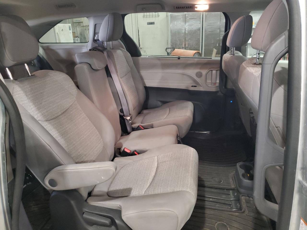 2022 TOYOTA SIENNA LE VIN:5TDBRKEC7NS118564