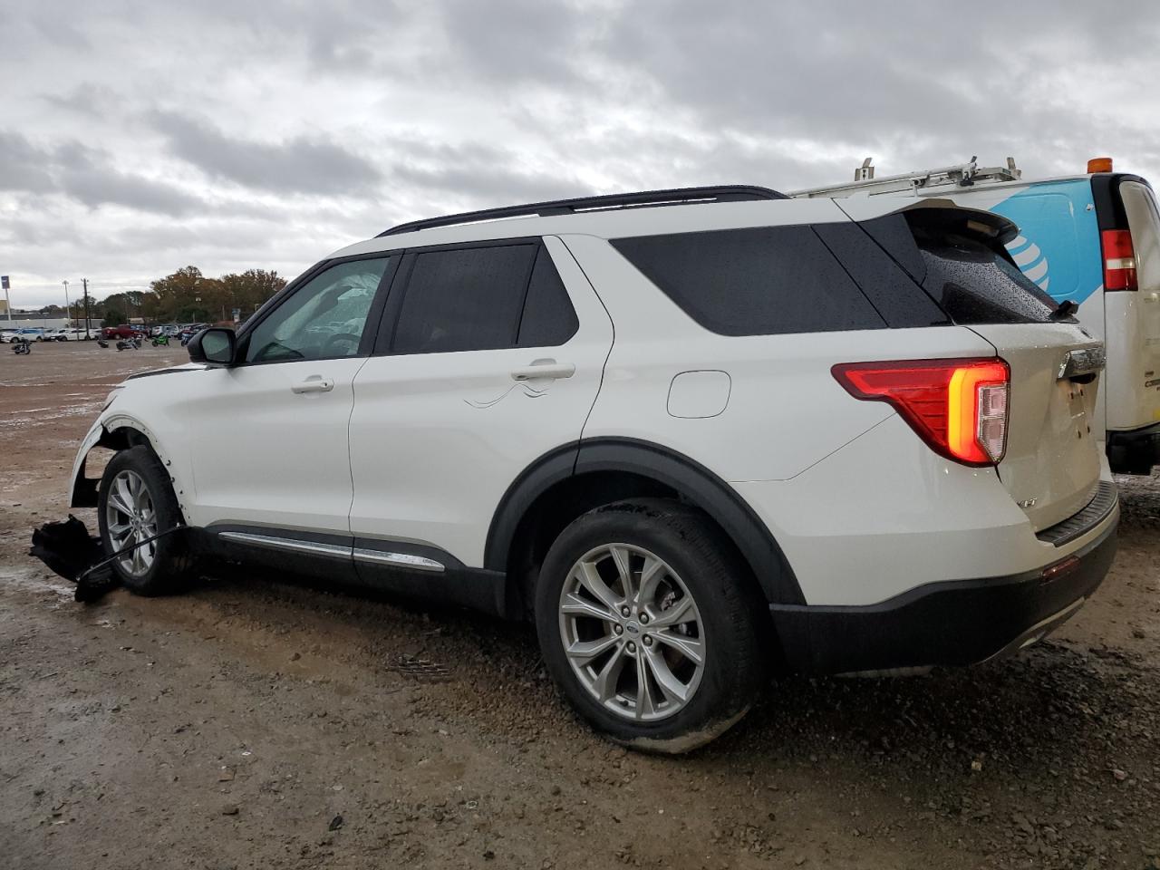 2023 FORD EXPLORER XLT VIN:1FMSK7DH5PGB40103