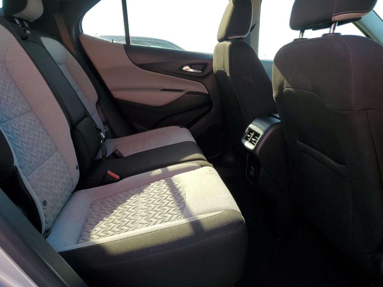 2022 CHEVROLET EQUINOX LT VIN:3GNAXKEV2NL201397