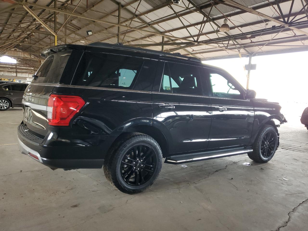 2023 FORD EXPEDITION XLT VIN:1FMJU1J86PEA14402