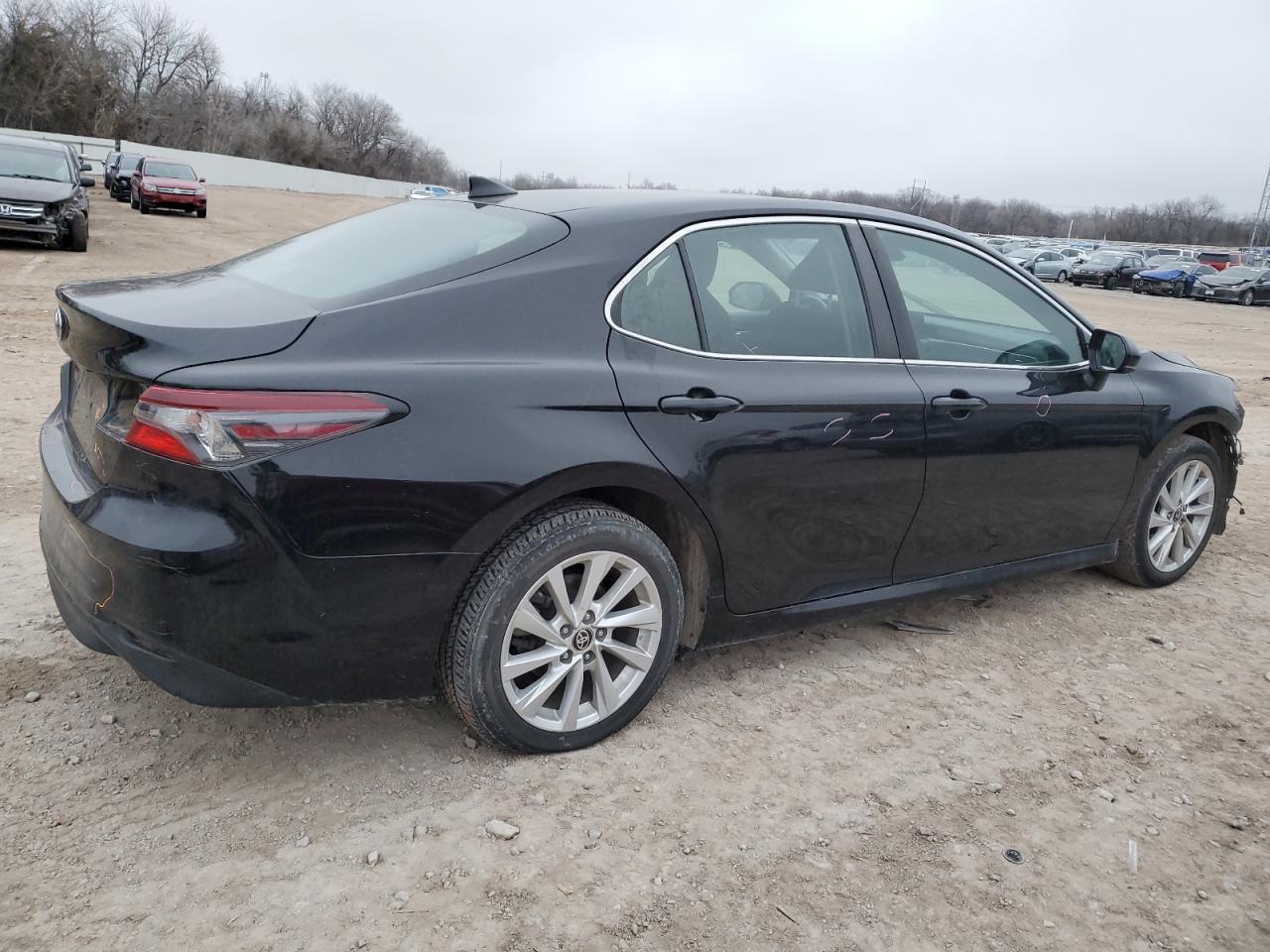 2022 TOYOTA CAMRY LE VIN:4T1C11AK7NU663819