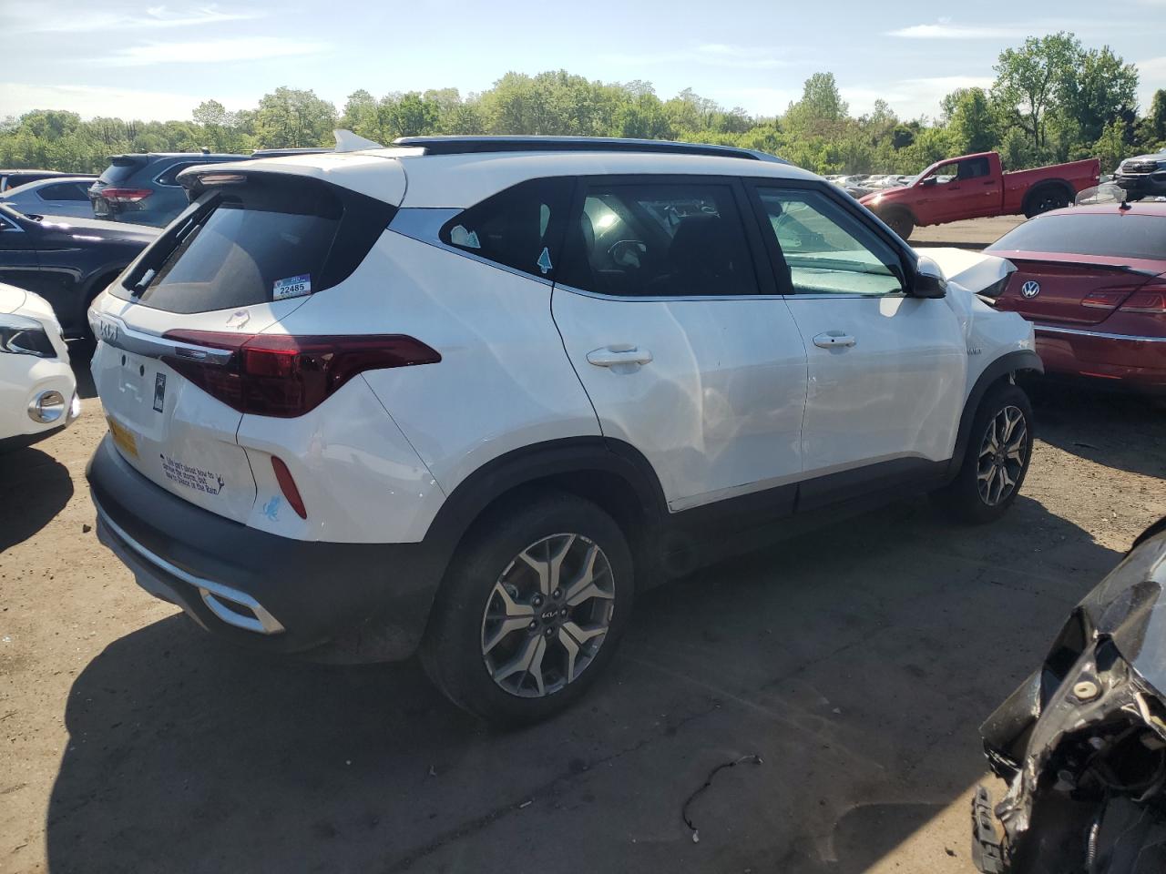 2023 KIA SELTOS EX VIN:KNDERCAAXP7411184