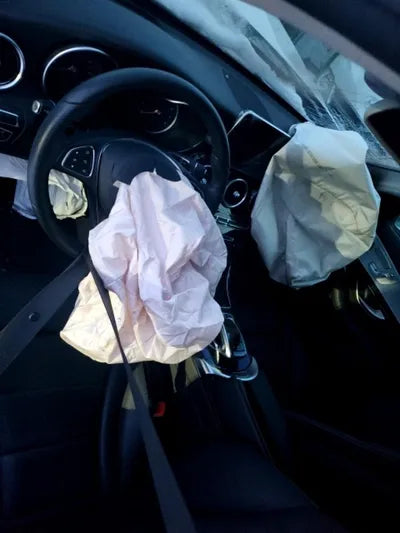 2017 Mercedes-Benz C 200 990KMWDDWF4CB2HF4 VIN:990KMWDDWF4CB2HF4