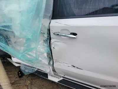 2020 Kia Carnival KNAME81ABLS655153 VIN:KNAME81ABLS655153